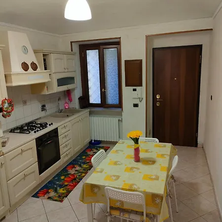- Trilocale - San Donato Apartment *